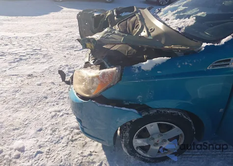 2009 Pontiac G3 z USA, uszkodzony, nr VIN KL2TD66E99B600740